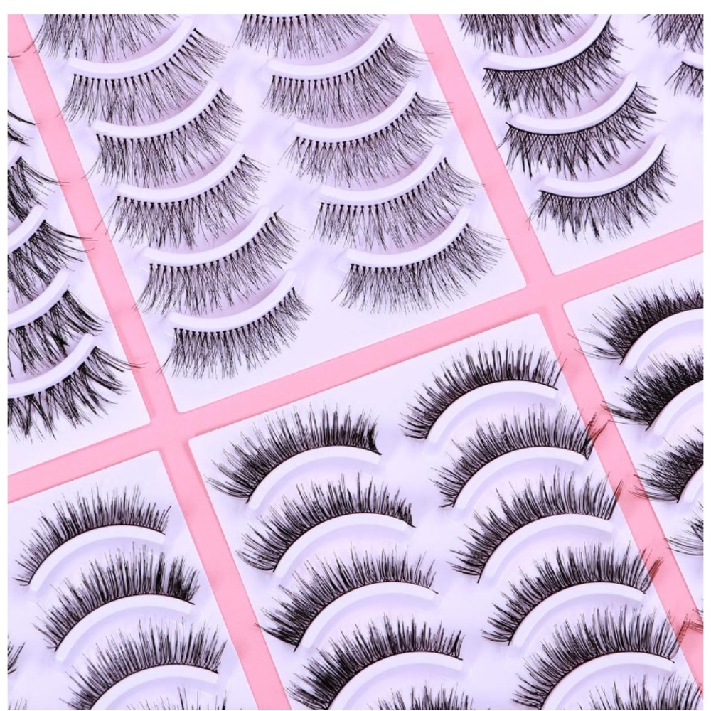 🎈BLACK FRIDAY SALE” 30 PAIRS of LASHES 🤩